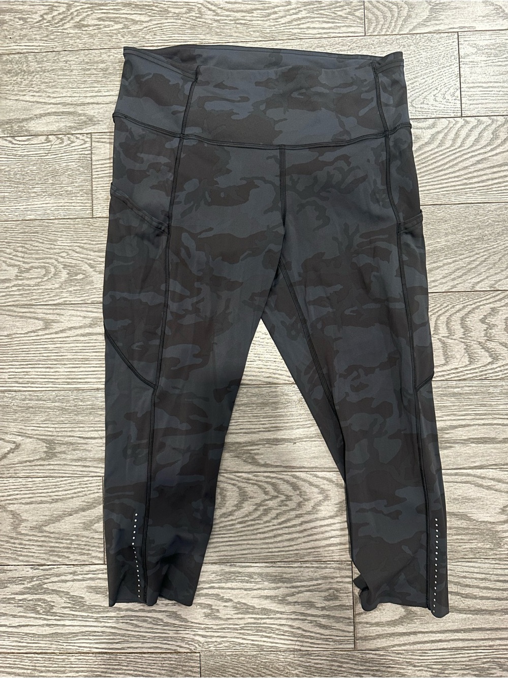 lululemon athletica Navy Camo High-Rise cropped Leggings